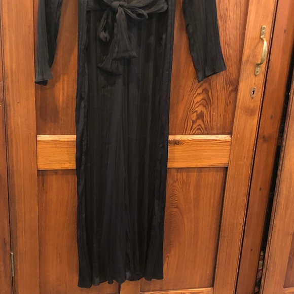 Free People Larina Black silky jumpsuit 8 10 NWT - Picture 5 of 8